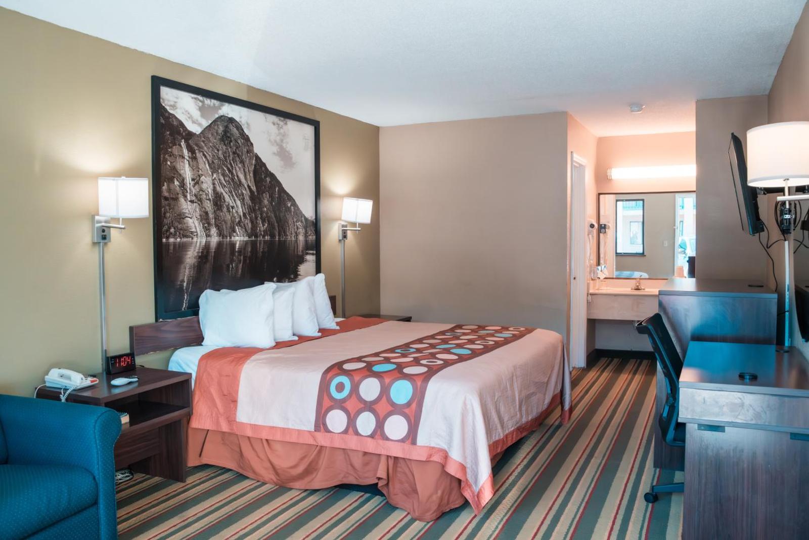 Super 8 by Wyndham Columbia SC / Ft. Jackson